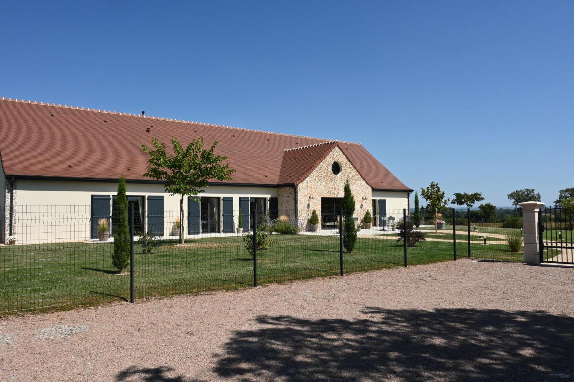 Aux 3 Forets Bed & Breakfast *