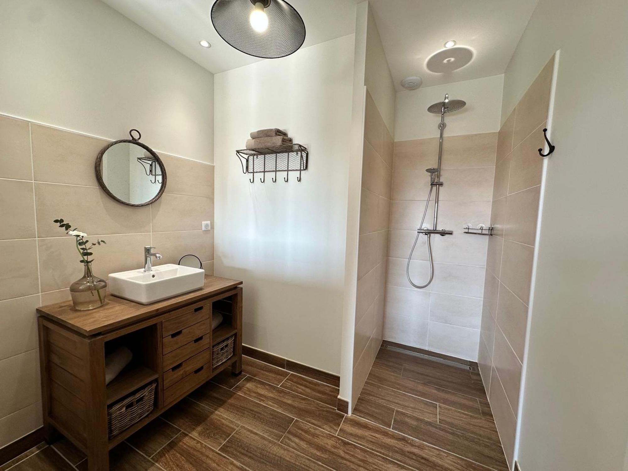 Aux 3 Forets Bed & Breakfast *